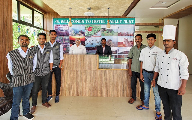 Valley Nest Hotel