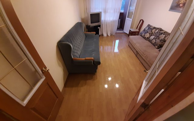 L.v.hotels Na Khalturina 2 Flat