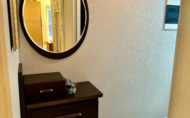 Dvukhkomnatnye Apartamenty V Tsentre Goroda Apartments