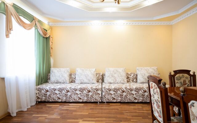 Апартаменты Right Room трехкомнатные на улице Баррикад 8