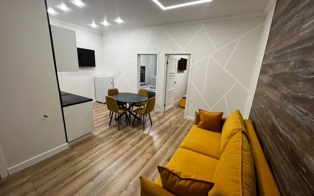 Stilnye Apartamenty V Tsentre Apartments