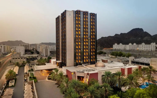 Отель Sheraton Oman