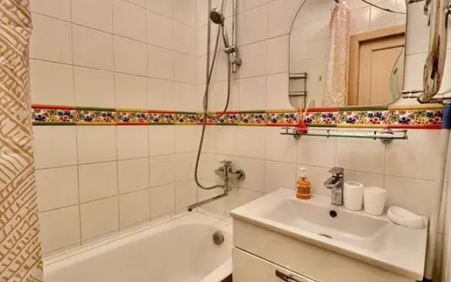 Odnokomnatnaya Na M Frunzenskaya Flat