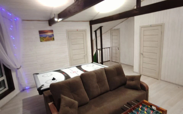 Maverick na 14 chelovek Guest house