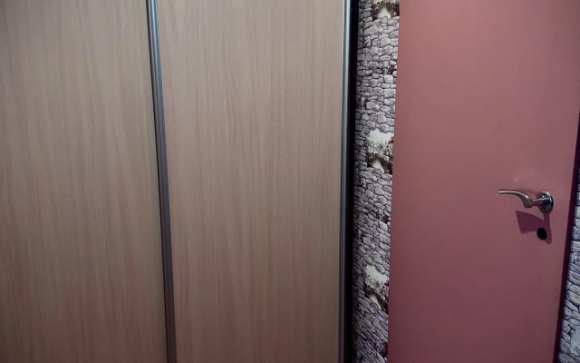 1-Komnatnaya Na Azina 27 Flat