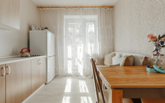 Na Ofitserskoj 1A Apartments
