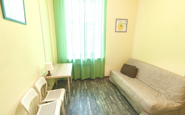 Yellow Pepper Living quarters