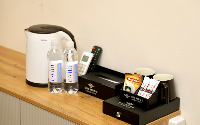 Отель Lakeside Tashkent