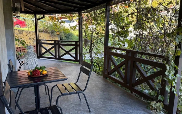 Apartamenty Eko Dom v Zk Katerina Al'pik s vidom na gory i terrasoj