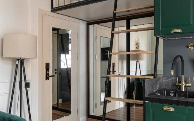 Point by Academia Hotel