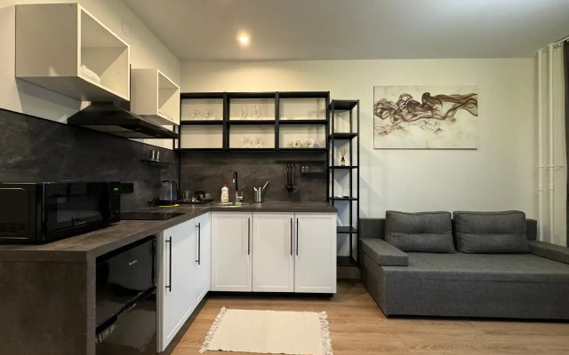 Stilnaya Studiya S Kharakterom Flat