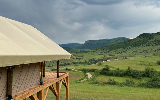 Caspian Camp Glemping
