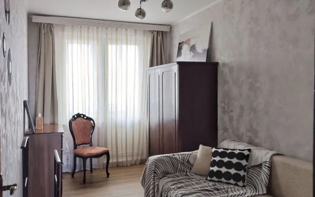 Trehkomnatnaya Flat