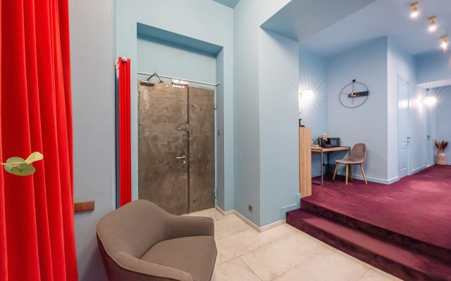 HB Freeze Inn Mini hotel