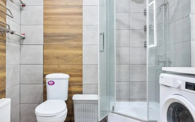 Novaya Kvartira V Samom Tsentre Goroda Flat