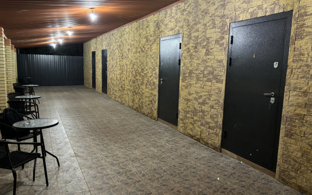 Na Zapadnom Obkhode Flat