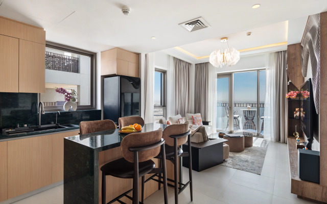 Luxury Stay in Dubai Creek Harbour Apartments