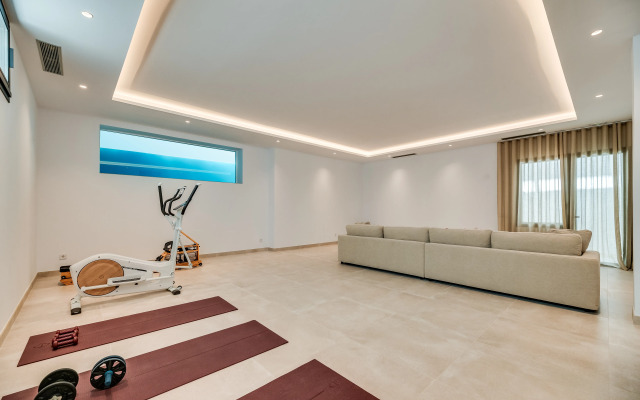 All About Villa Lavanda