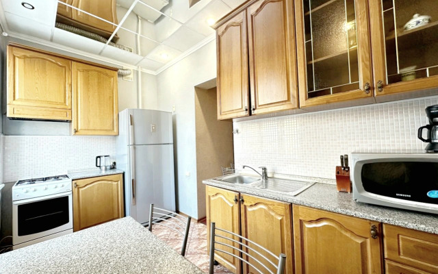 Квартира Четырехкомнатная в Центре на Островского