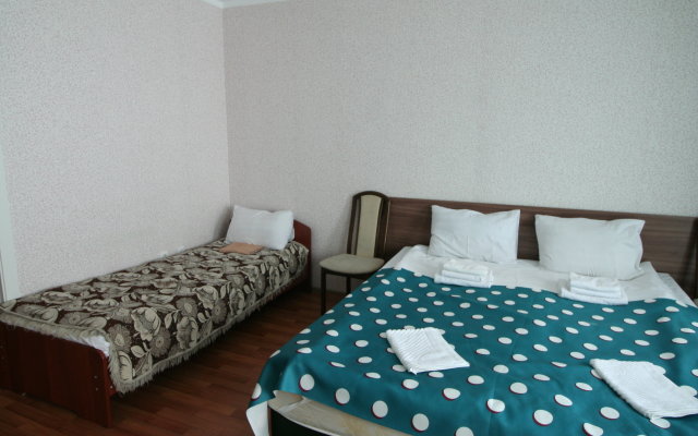 Studiya Premyer Na Ul.Dekabristov Bestuzhevykh Apartment