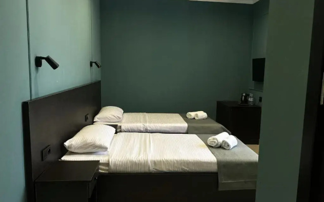 Route Hotel
