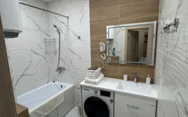 Dvukhkomnatnaya V Zhk Letniy Flat