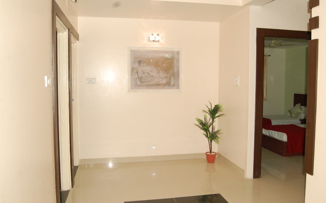 Отель Parth Executive