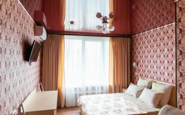 Uyut On Belovejskaya Hotel