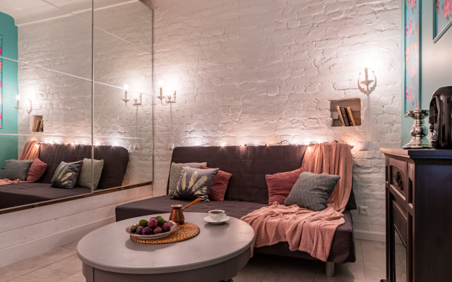 Апартаменты c камином у Невы