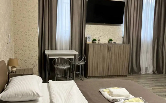 Sweet Home Hotel