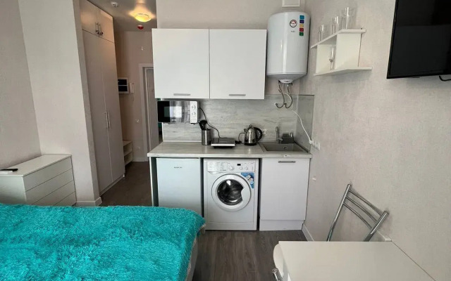 Квартира Cтудия с Видом на Бacсeйн в ЖК Кипарис 184