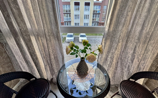 U Morya na ulitse Grizodubovoy 1 Apartments
