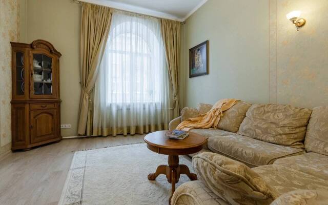 U Nevskogo Flat