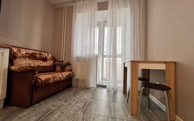 1+ Yuzhny Mkrn Trts Kristall Melnikayte 144/1 Apartments