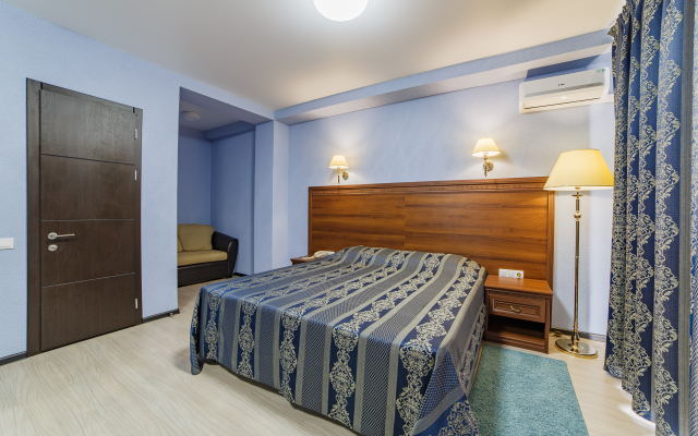 Relax Hotel