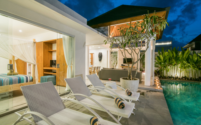 Kobe Villa