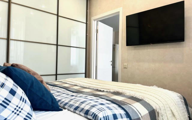 Bliss-Sapfir Apartments