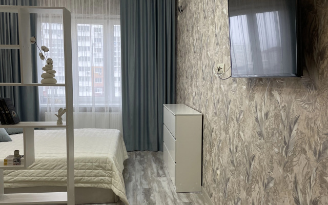 U Chernomorskogo Parka Flat