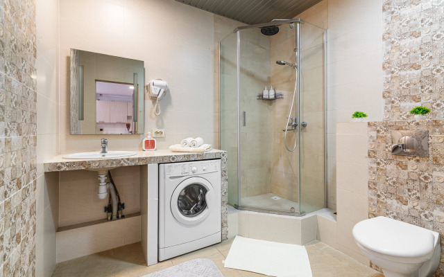 Prostota i Prostranstvo - 3-h Komnatnatnye v Minimalizme Apartment