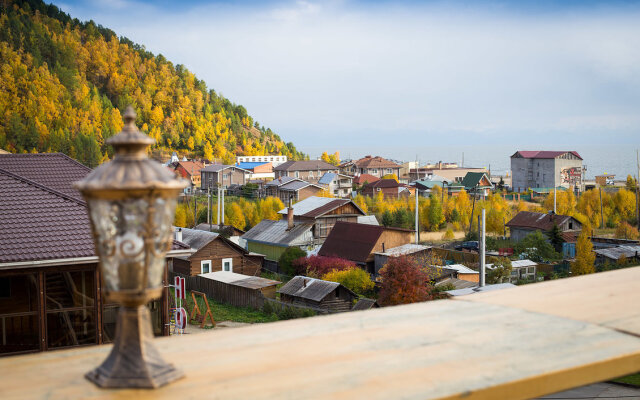 Krestovaya pad hotel