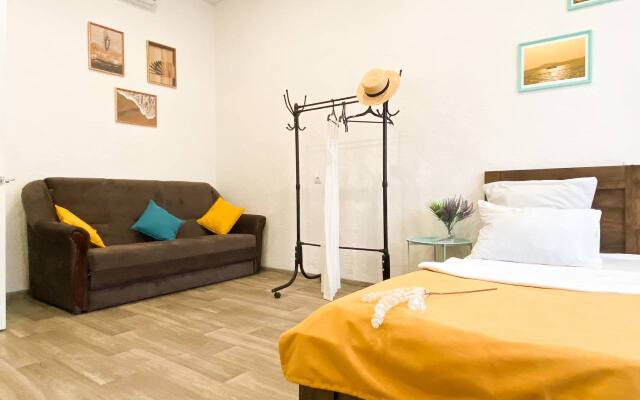 Happiness Live in the center of Sevastopol Apartment