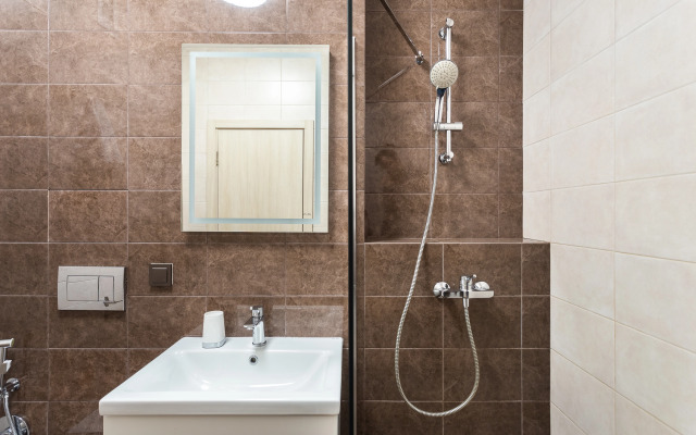 Lyuks V Novom Zhk Na Vasilyevskom U Metro Apartments