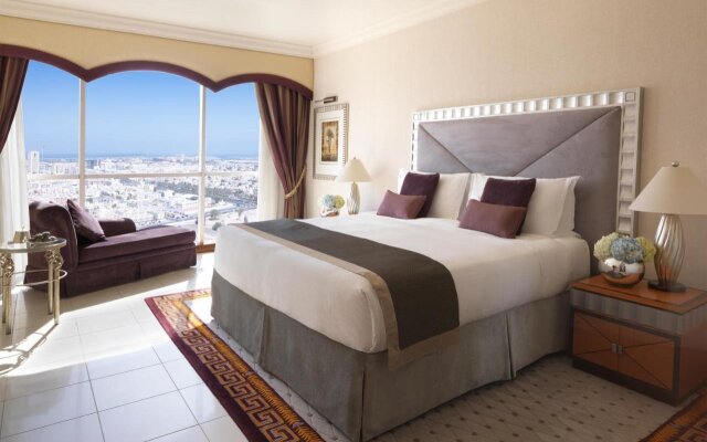 Fairmont Dubai Hotel