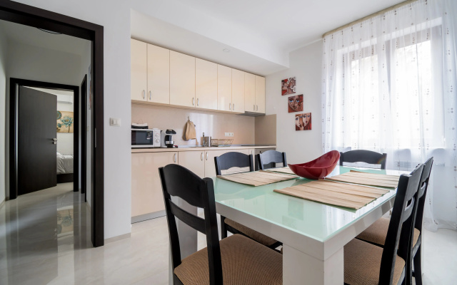 East Residence Airport Apartment
