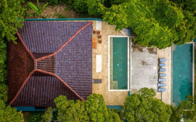 Karuna El Nido Villas