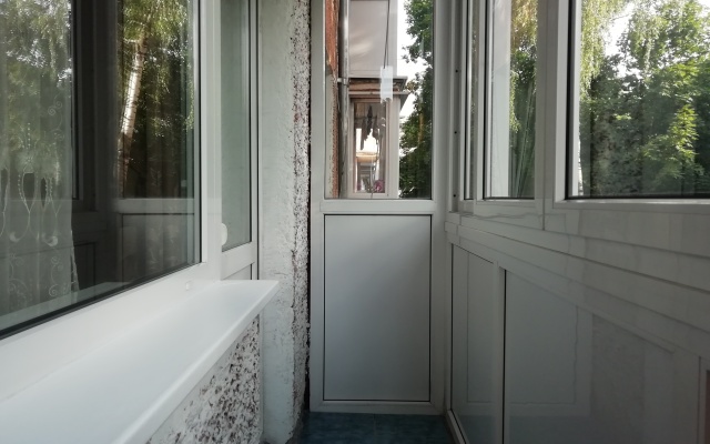 Proletarskaya D.47 U Nizhnego I Verkhnego Ozera Flat
