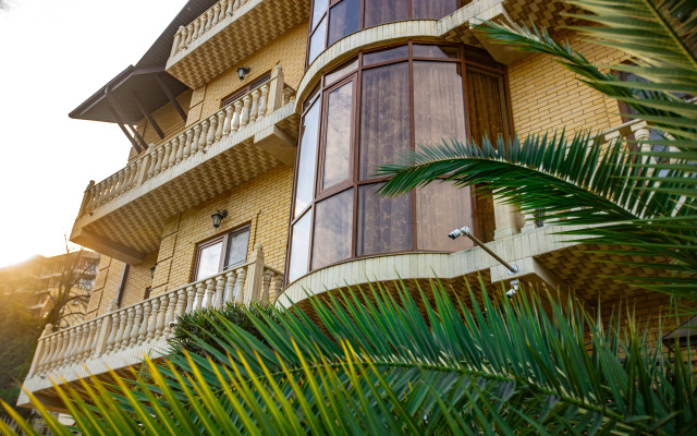 Zolotaya Podkova Guest House