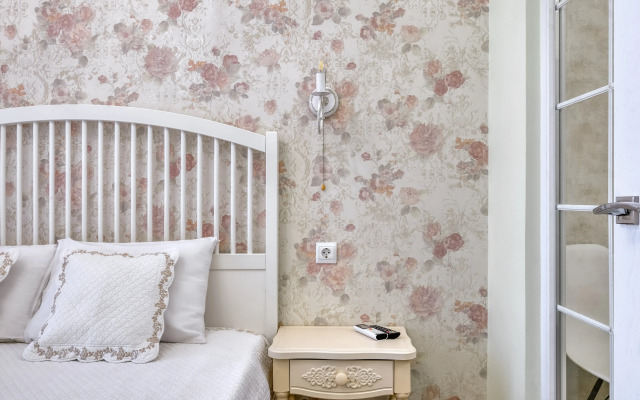 Krasivyi v stile "Provans" u morya v ZhK "Barselona Park" Apartment