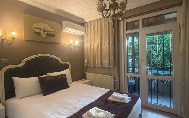 2BR Apt 3 AC Balcony 5 Min to Metro Apartments