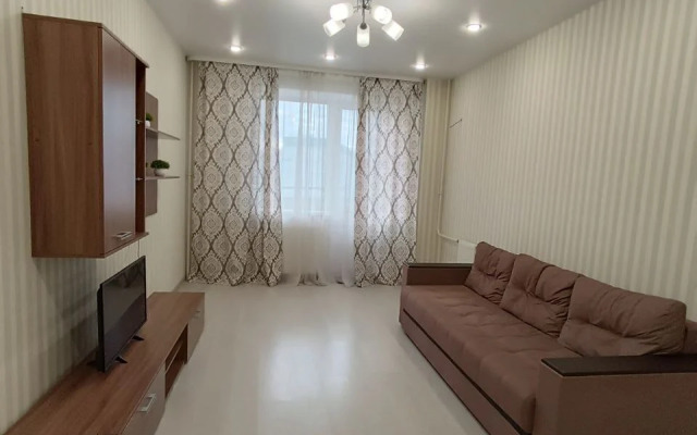 Квартира Уютная двухкомнатная